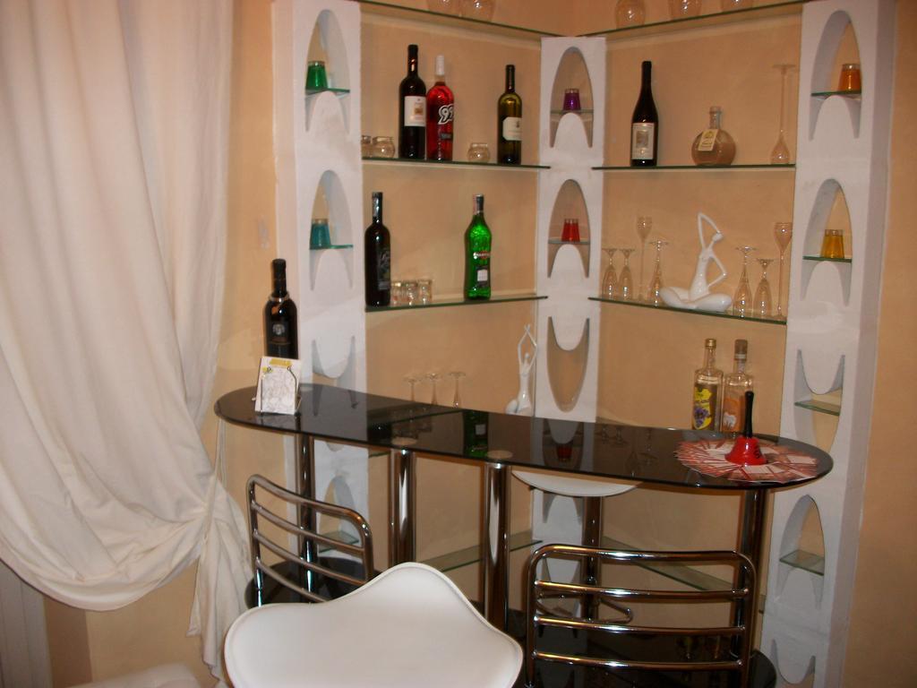 La Loggia Di Federico Hotel Navelli Buitenkant foto