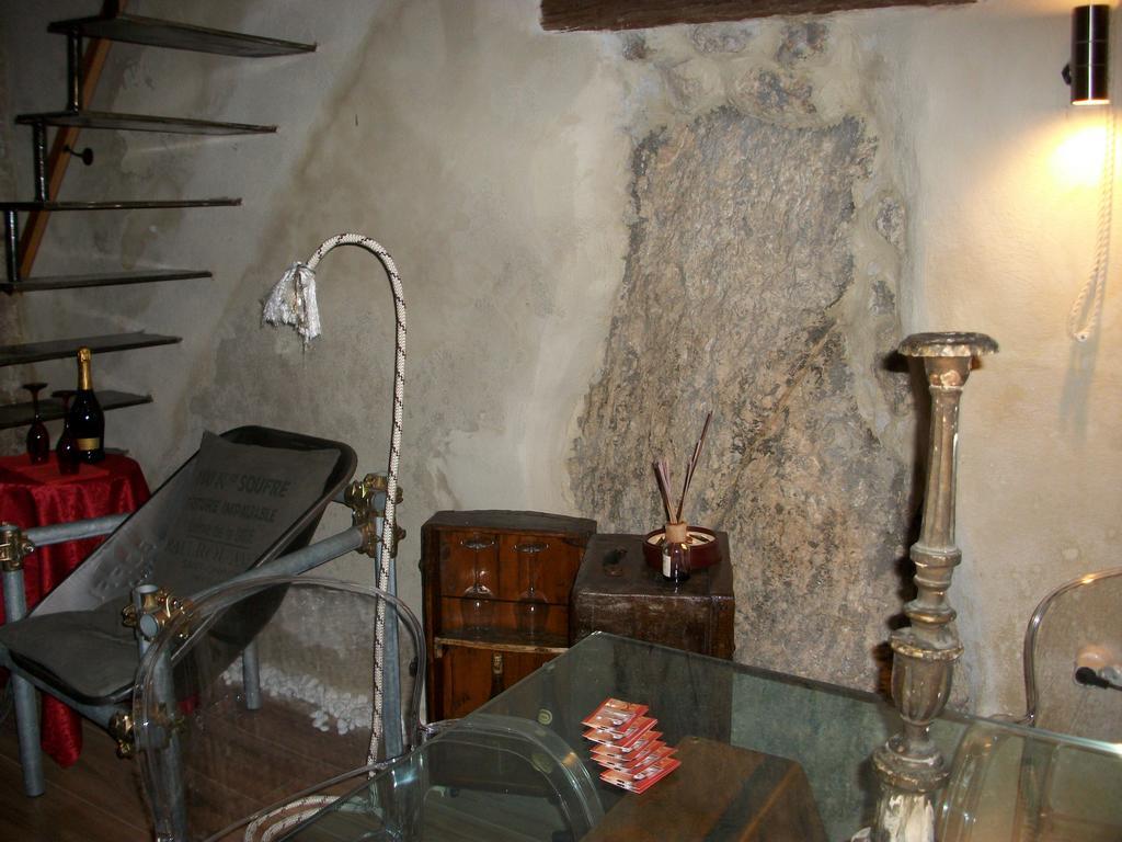 La Loggia Di Federico Hotel Navelli Buitenkant foto