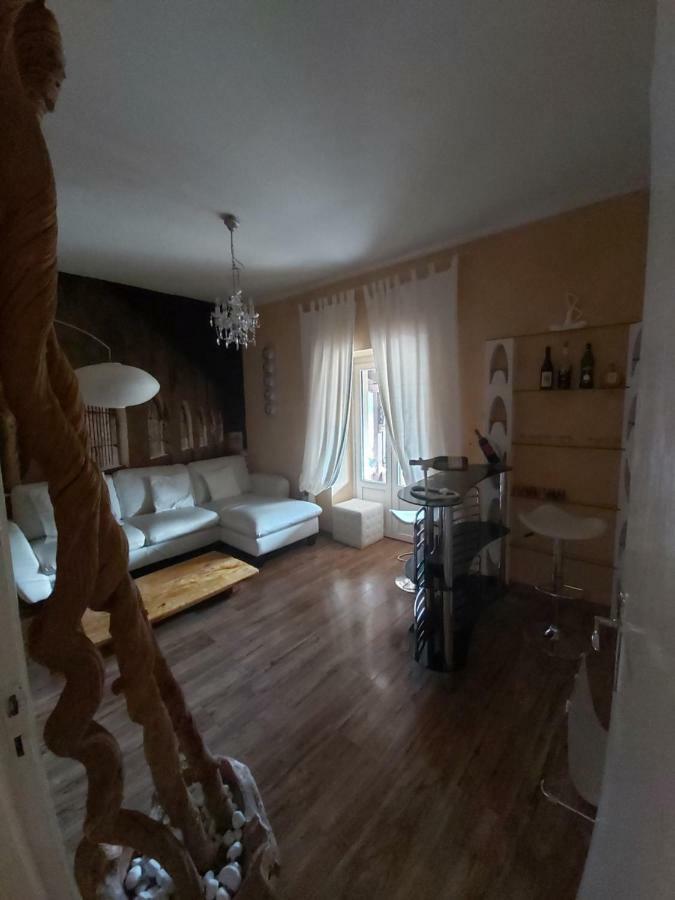 La Loggia Di Federico Hotel Navelli Buitenkant foto